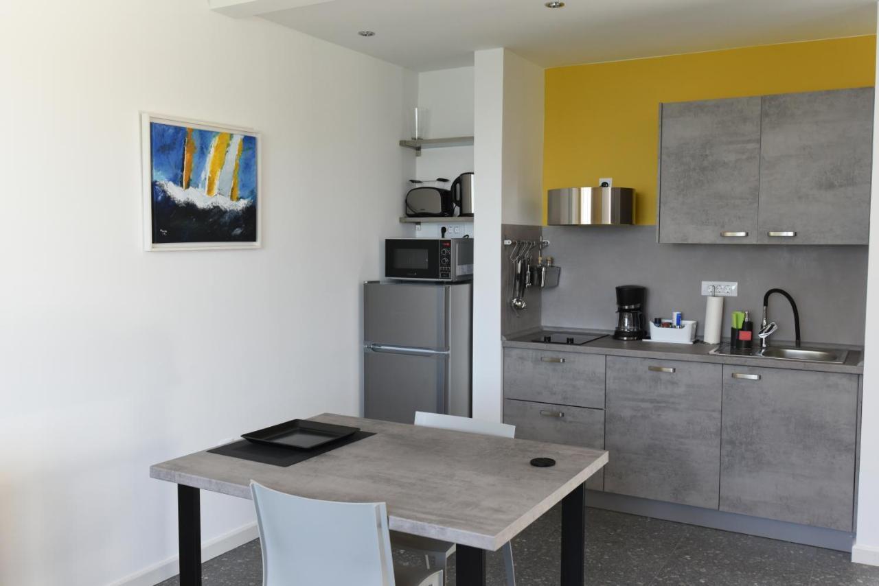 Buric House - Apartments Klasik And Studio Mini โรวีน ภายนอก รูปภาพ