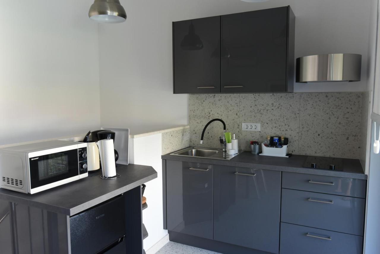 Buric House - Apartments Klasik And Studio Mini โรวีน ภายนอก รูปภาพ